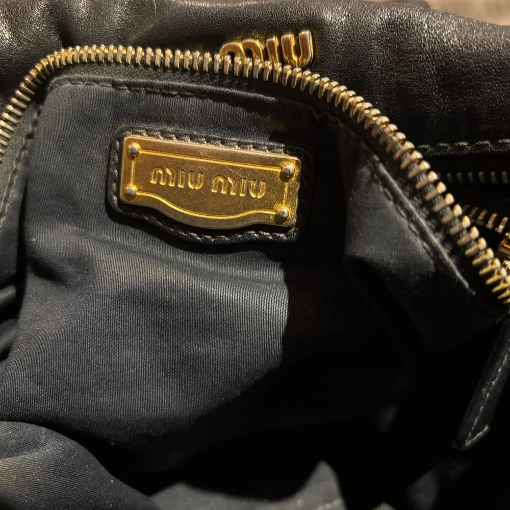 Miu Miu Black Vitello Leather Bow Bag - Picture 4 of 8